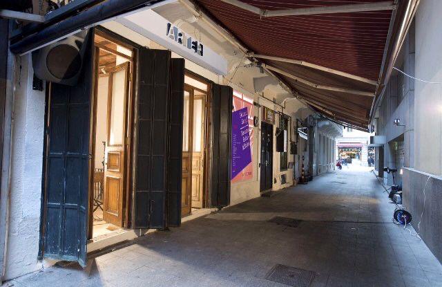 İstiklal Caddesi Yakınında Tarihi Dükkan, görsel 17